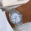 Rolex Datejust 31 z brylantowym pierścieniem - biała tarcza