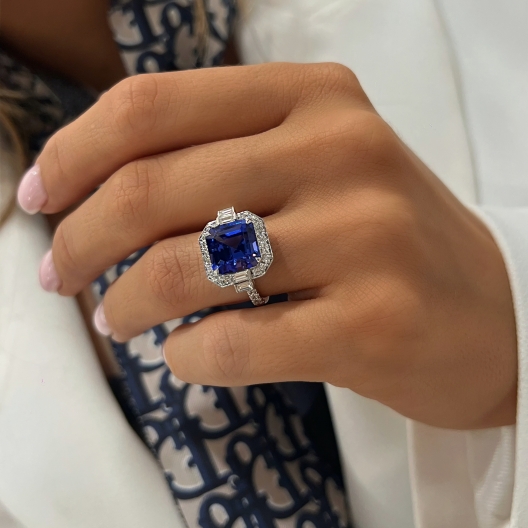 "BlueLegacy™" pierścionek z tanzanitem i diamentami