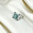 Elegancki diamentowy pierścionek ze szmaragdem ~1.10ct i szafirami